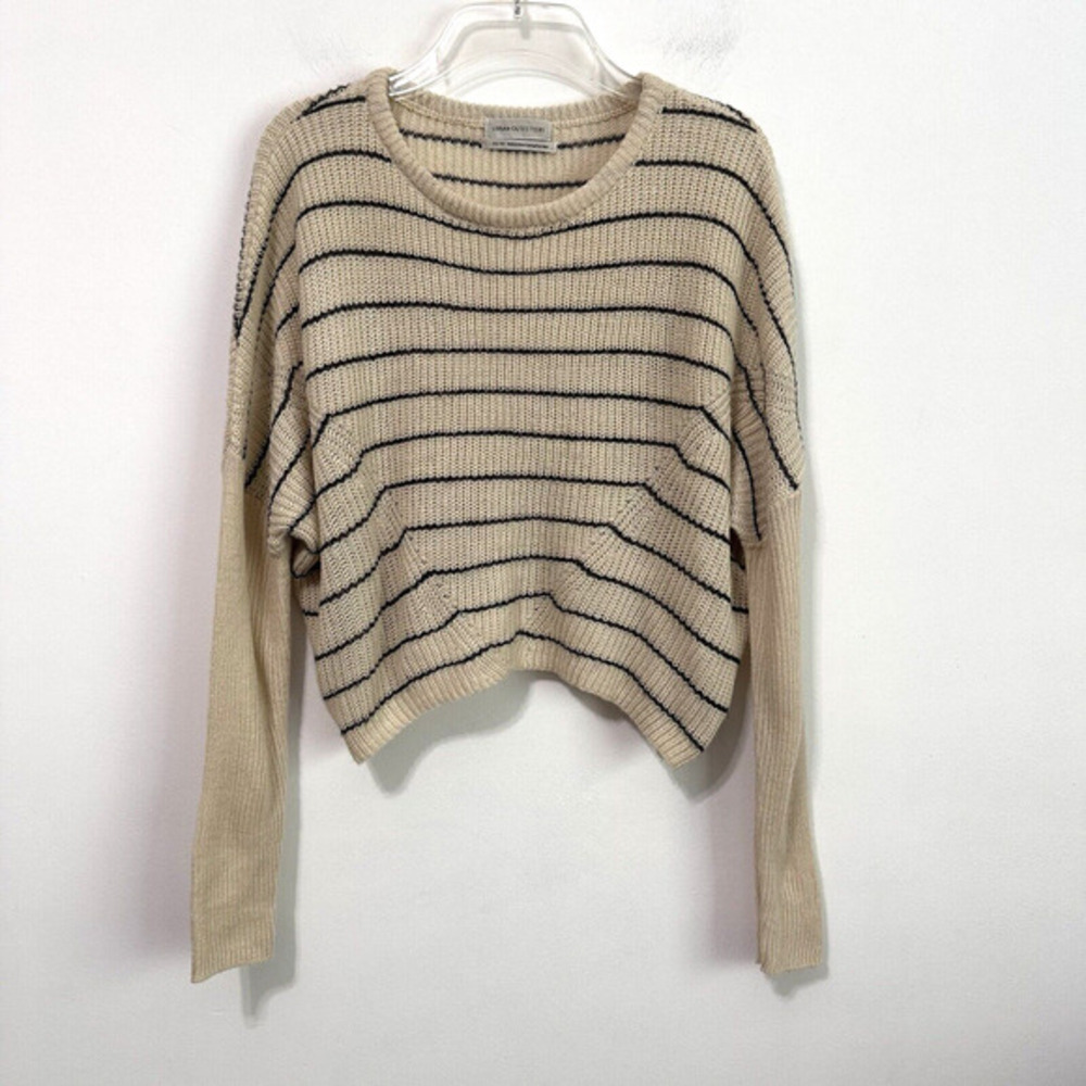 Urban Outfitters Crop Sweater Cream Stripe XS Long Sleeve Soft Knit Casual Top